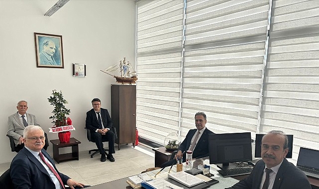 Burhaniye Belediye Başkanı Ali Kemal Deveciler, Burhaniye Belediye Başkan Yardımcısı