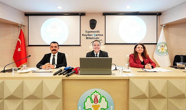 Manisa Büyükşehir Belediye Başkanı Besim Dutlulu, sosyal belediyecilikte çıtayı zirveye