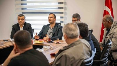 Bornova Belediye Başkanı Ömer Eşki, Bornovalı muhtarlarla bir araya gelerek