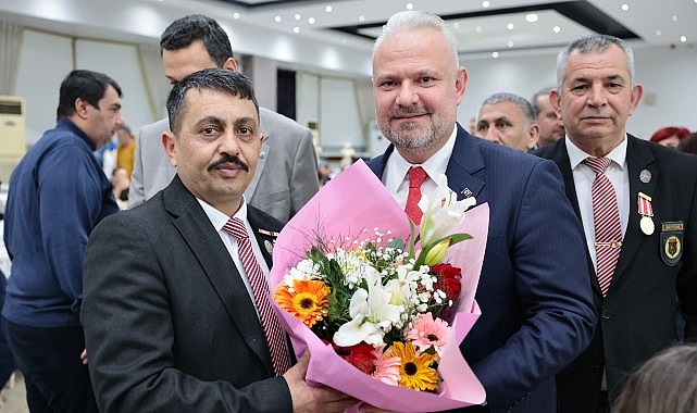 Birlik ve beraberliğin en güzel örneklerinin sergilendiği Ramazan, iftar sofralarıyla