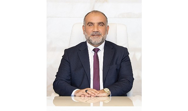 Canik Belediye Başkanı İbrahim Sandıkçı, 'Çat Kapı' iftar programıyla ailelerle