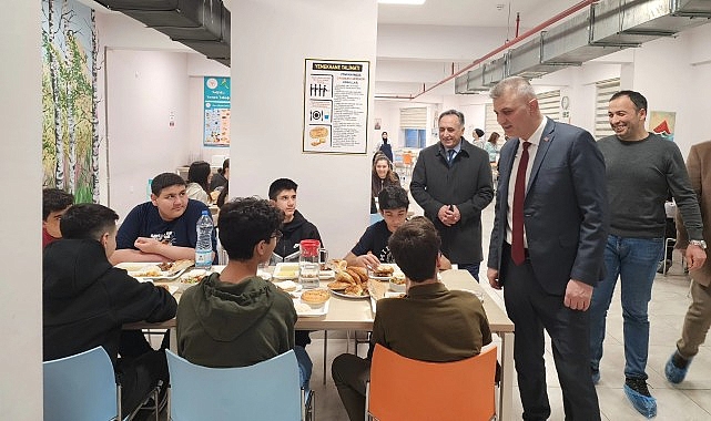 Gölcük Belediye Başkanı Ali Yıldırım Sezer’in Ramazan ayının bereketini, her