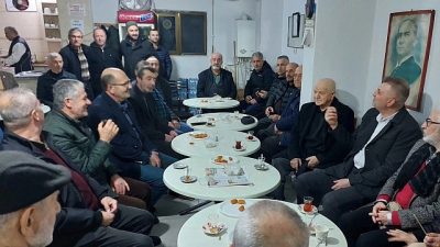 Gölcük Belediye Başkanı Ali Yıldırım Sezer, teravih namazı sonrasında Değirmendere