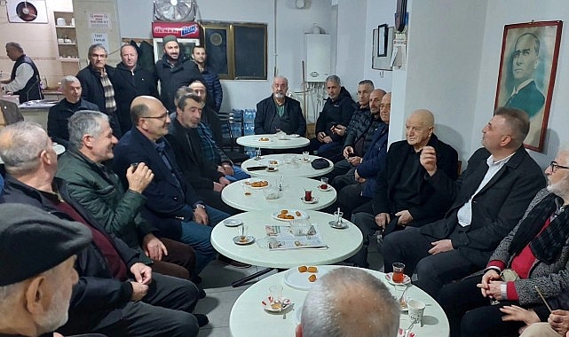 Gölcük Belediye Başkanı Ali Yıldırım Sezer, teravih namazı sonrasında Değirmendere