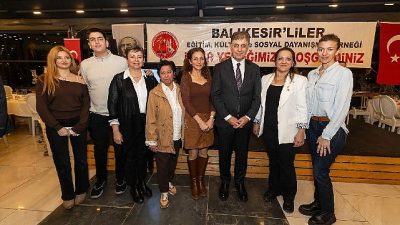 İzmir Büyükşehir Belediye Başkanı Dr. Cemil Tugay, İzmir'deki Balıkesirlileri buluşturan