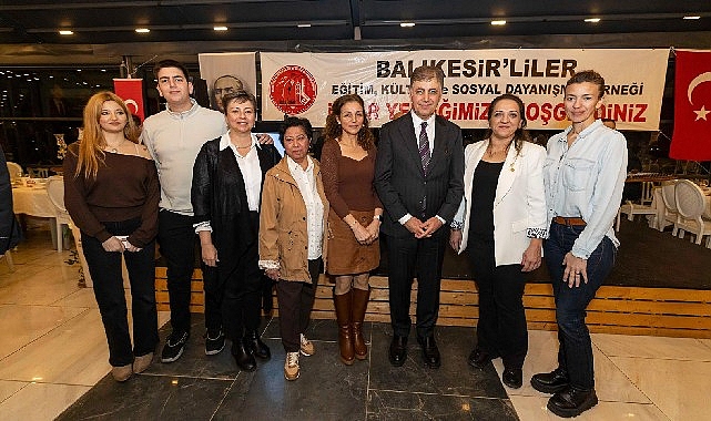 İzmir Büyükşehir Belediye Başkanı Dr. Cemil Tugay, İzmir'deki Balıkesirlileri buluşturan