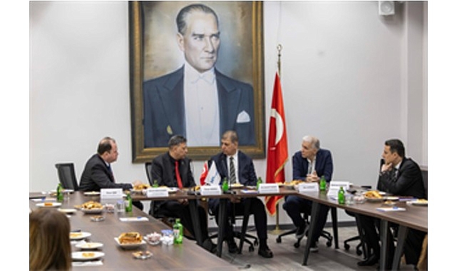 İzmir Büyükşehir Belediye Başkanı Dr. Cemil Tugay, MTK ziyaretinde net