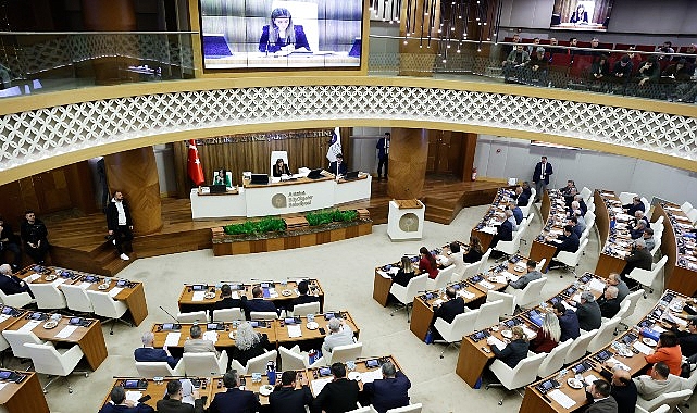 Antalya Büyükşehir Belediye Başkan Vekili Büşra Özdemir, Antalya Büyükşehir Belediyesi