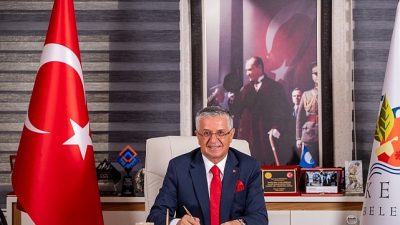 Kemer Belediye Başkanı Necati Topaloğlu öncülüğünde Ramazan ayı dolayısıyla Kemer