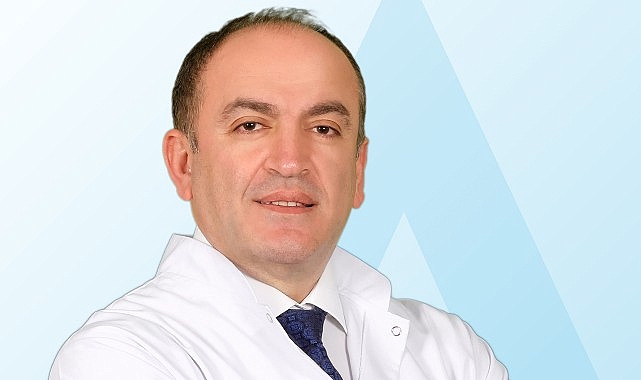 Ani başlayan, tek taraflı ve batıcı tarzda göğüs ağrısı ile