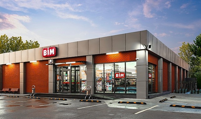 BİM, yıl boyunca sürdürdüğü sabit fiyat ve indirimli ürün uygulamasına