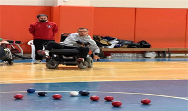 İzmir Büyükşehir Belediyesi Boccia Takımı sporcuları, Boccia İzmir İl Turnuvası’nda