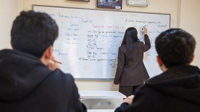 Antalyalı 12. sınıf ve mezun öğrenciler, Yükseköğretim Kurumları Sınavı'na (YKS)