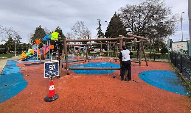 Kocaeli Büyükşehir Belediyesi, kent genelinde çocuk oyun alanları ile spor