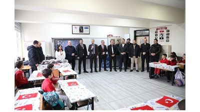 İnegölspor’un başlattığı “Bir Çocuğun Mutluluğu Dünyaya Bedel” kampanyası kapsamında İnegöl’de