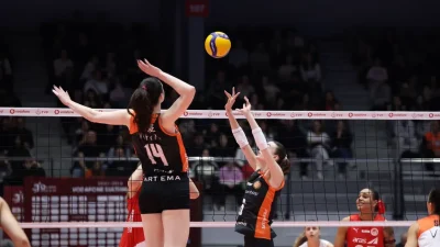 Vodafone Sultanlar Ligi’nin 20. Haftasında deplasmanda Aras Kargo’yla karşılaşan Eczacıbaşı