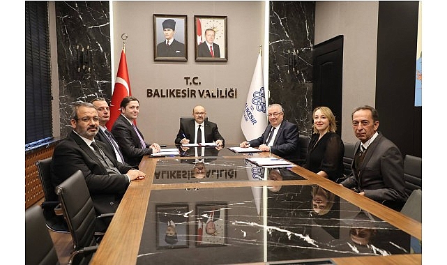 Edremit Belediyesi, ilçenin farklı mahallelerinde sağlık hizmetlerine erişimi güçlendirecek üç