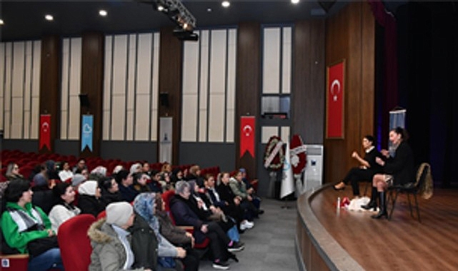 İzmir Büyükşehir Belediyesi’nin sağır ve işitme engelli kadınlara yönelik başlattığı