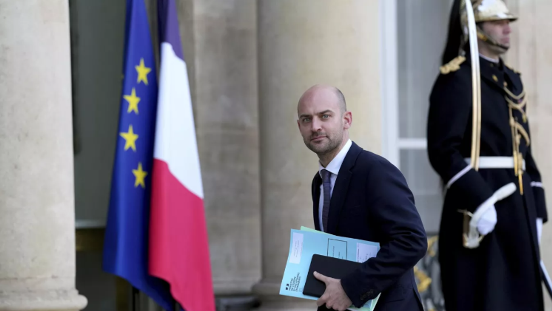 Fransa Dışişleri Bakanı Barrot, Avrupa'ya Rusya ile doğrudan bir iletişim