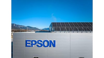 Epson’un gerçekleştirdiği araştırmaya göre ebeveynlerin ve öğretmenlerin %73’ü projektörleri eğitimde