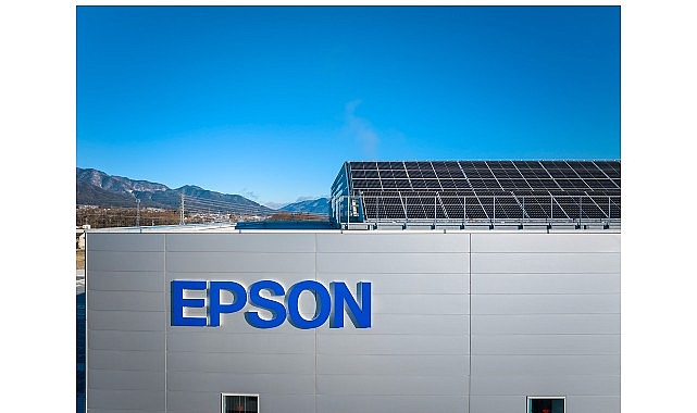 Epson’un gerçekleştirdiği araştırmaya göre ebeveynlerin ve öğretmenlerin %73’ü projektörleri eğitimde