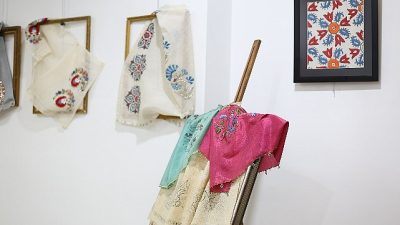 Karabağlar Belediyesi’nin ev sahipliğinde düzenlenen “Gelenekselden Günümüze Dokunuşlar: İzmir’den Tokat’a”
