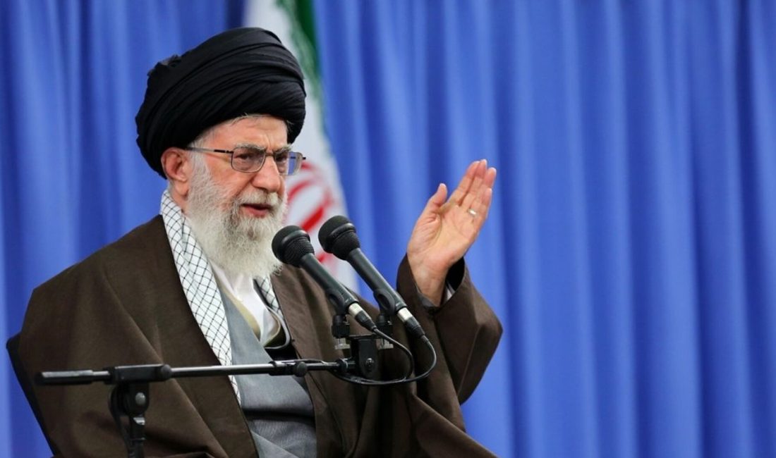 İran Dini Lideri Ayetullah Ali Hamaney, ABD'nin tehditlerine sert karşılık