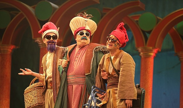 İstanbul Büyükşehir Belediyesi Şehir Tiyatroları, 2025-2026 tiyatro sezonunun yeni haftasında 15 oyunla