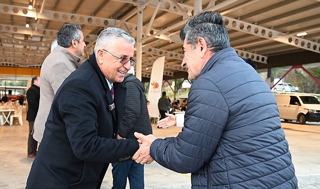 Kemer Belediye Başkanı Necati Topaloğlu ev sahipliğinde düzenlenen iftar programları,