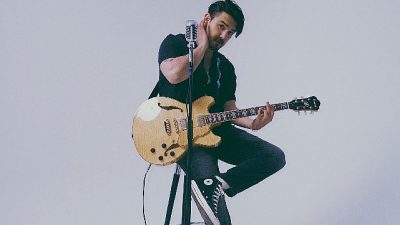 Müzikal döneminin yeni perdesini aralayan İlkay Sipahi, Sen Diye adlı