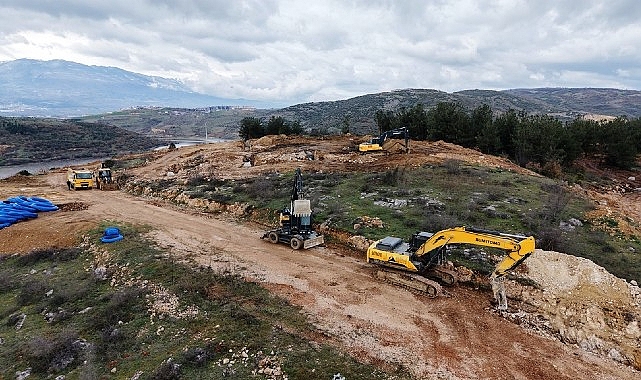 İnegöl Belediyesi’nin yapımını sürdürdüğü İnegöl Millet Bahçesi projesine ilişkin sosyal