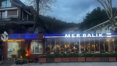 İstanbul’un kalbinde deniz mahsulleri tutkunlarının buluşma adresi Mer Balık, sunduğu
