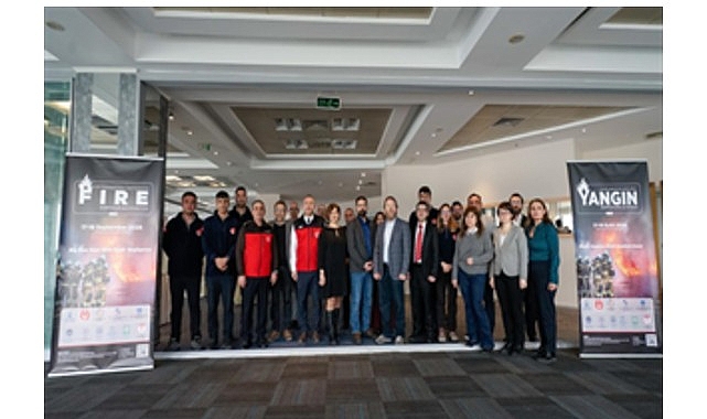 İzmir Büyükşehir Belediyesi ve meslek odaları iş birliği ile bu