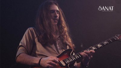 Londra’da yaşayan genç Türk müzisyen Ömer Kaan, ilk solo çalışması