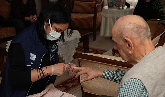 Kadıköy Belediyesi,  ilçede ikamet eden 65 yaş ve üzeri, fiziksel,