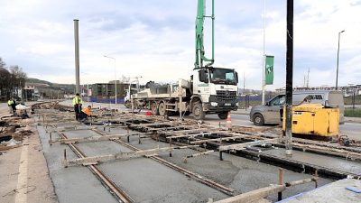 Kocaeli Büyükşehir Belediyesi, kentin rahat ve konforlu ulaşımını demir ağlarla