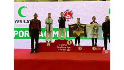 Kartepe Belediyespor Kulübü, karate branşındaki başarı grafiğini yükseltmeye devam ediyor.