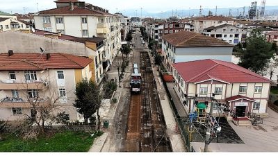 Kocaeli Büyükşehir Belediyesi, gerçekleştirdiği üstyapı çalışmaları ile vatandaşların yol konforunu