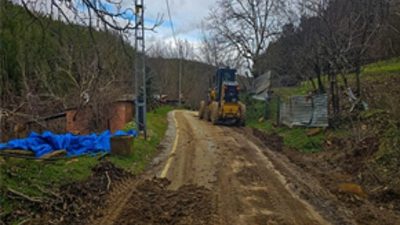 İzmir genelinde etkili olan kuvvetli sağanak yağışların ardından kırsal ilçelerde