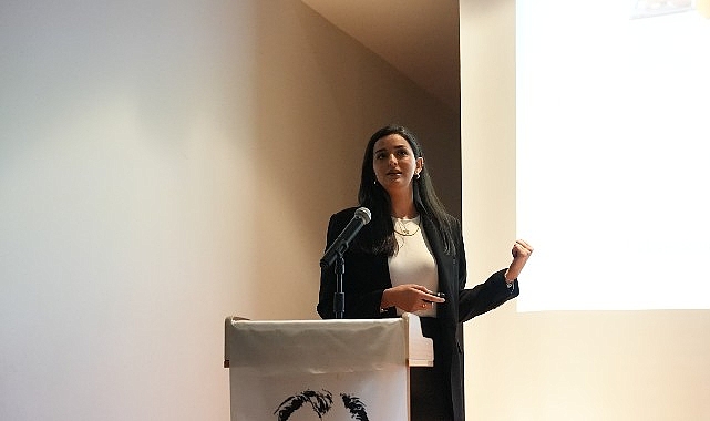 Maltepe Belediyesi, üniversiteye hazırlanan gençlerin meslek seçim sürecine ışık tutmak