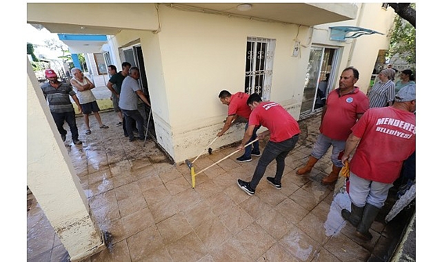 Son günlerde yaşanan aşırı yağışlar nedeniyle mağduriyet yaşayan vatandaşlara Menderes