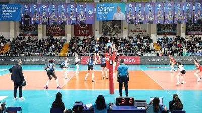 Vodafone Sultanlar Ligi’nin 22. haftasında seyircisi önünde Kuzeyboru Spor Kulübü’nü