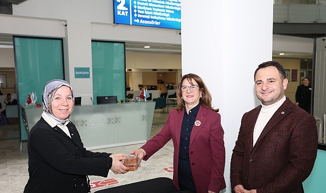 Nilüfer Belediyesi, Ramazan ayının habercisi olan Berat Kandili’nde paylaşma geleneğini