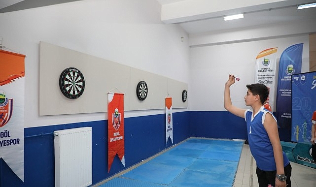 İnegöl Belediyesi’nin düzenlediği 9. Okullar Arası Spor Festivali kapsamında gerçekleştirilen