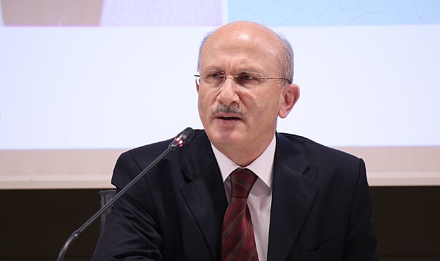 Üsküdar Üniversitesi Tasavvuf Araştırmaları Enstitüsü Öğretim Üyesi Prof. Dr. Reşat