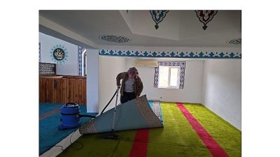 Kemer Belediyesi Temizlik İşleri Müdürlüğü ekipleri, mübarek Ramazan ayı öncesi