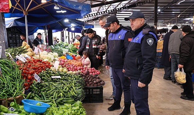 Kartepe Belediyesi Zabıta Müdürlüğü ekipleri, Ramazan ayıyla birlikte artan alışveriş