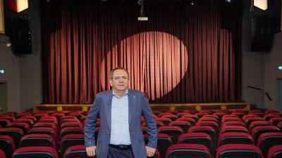 300 kişilik koltuk kapasitesiyle hizmet verecek olan Ayvalık Belediyesi Rauf