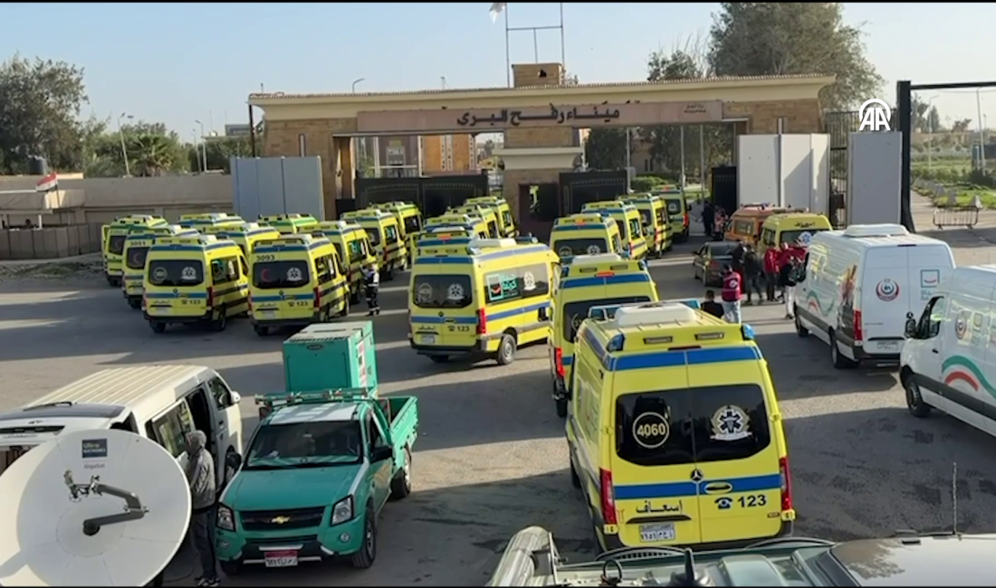 Gazze ile Mısır arasındaki Refah Sınır Kapısı deneme amaçlı açıldı.