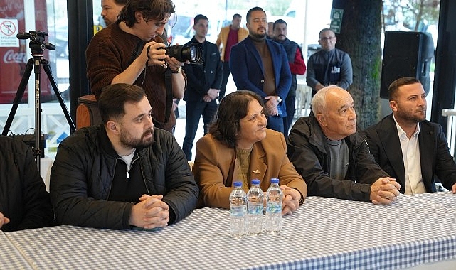 İzmir Büyükşehir Belediye Başkanı Cemil Tugay, Seferihisar’da gerçekleştirdiği kapsamlı ziyaretlerle